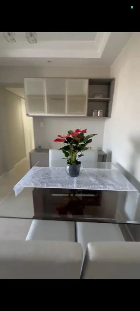 Selling a beautiful glass dining table set with solid wood chairs65568089281154123