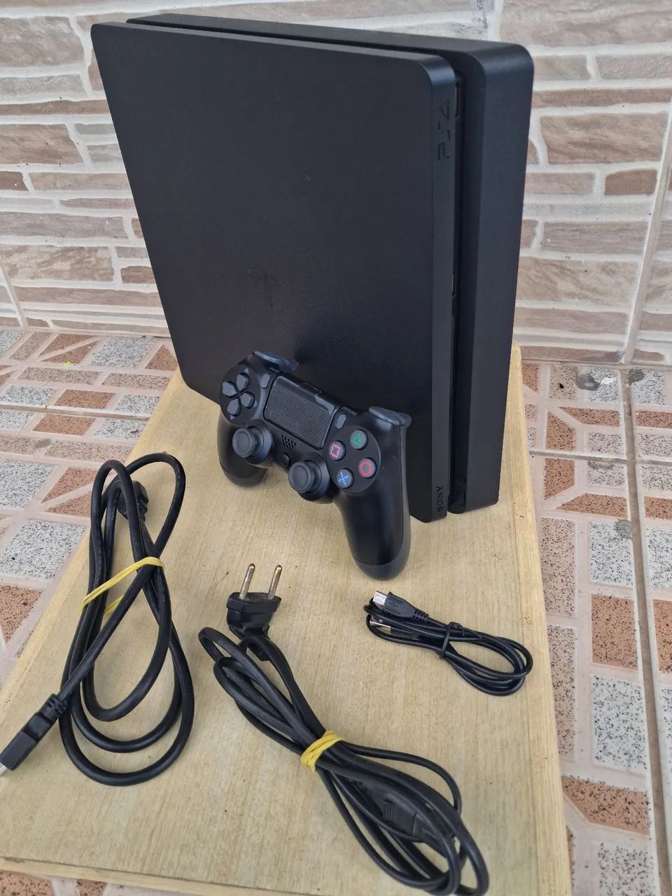 Play 4 Desbloqueado - Foto 2