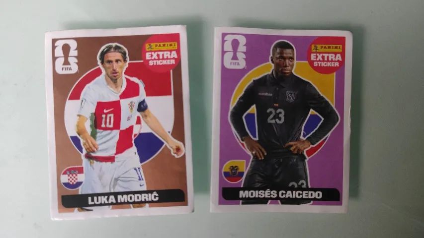 Figurinhas lendária modric bronze e caicedo lilas