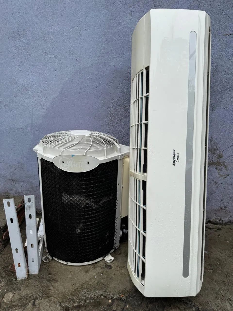 Split 30 mil Btus midea 