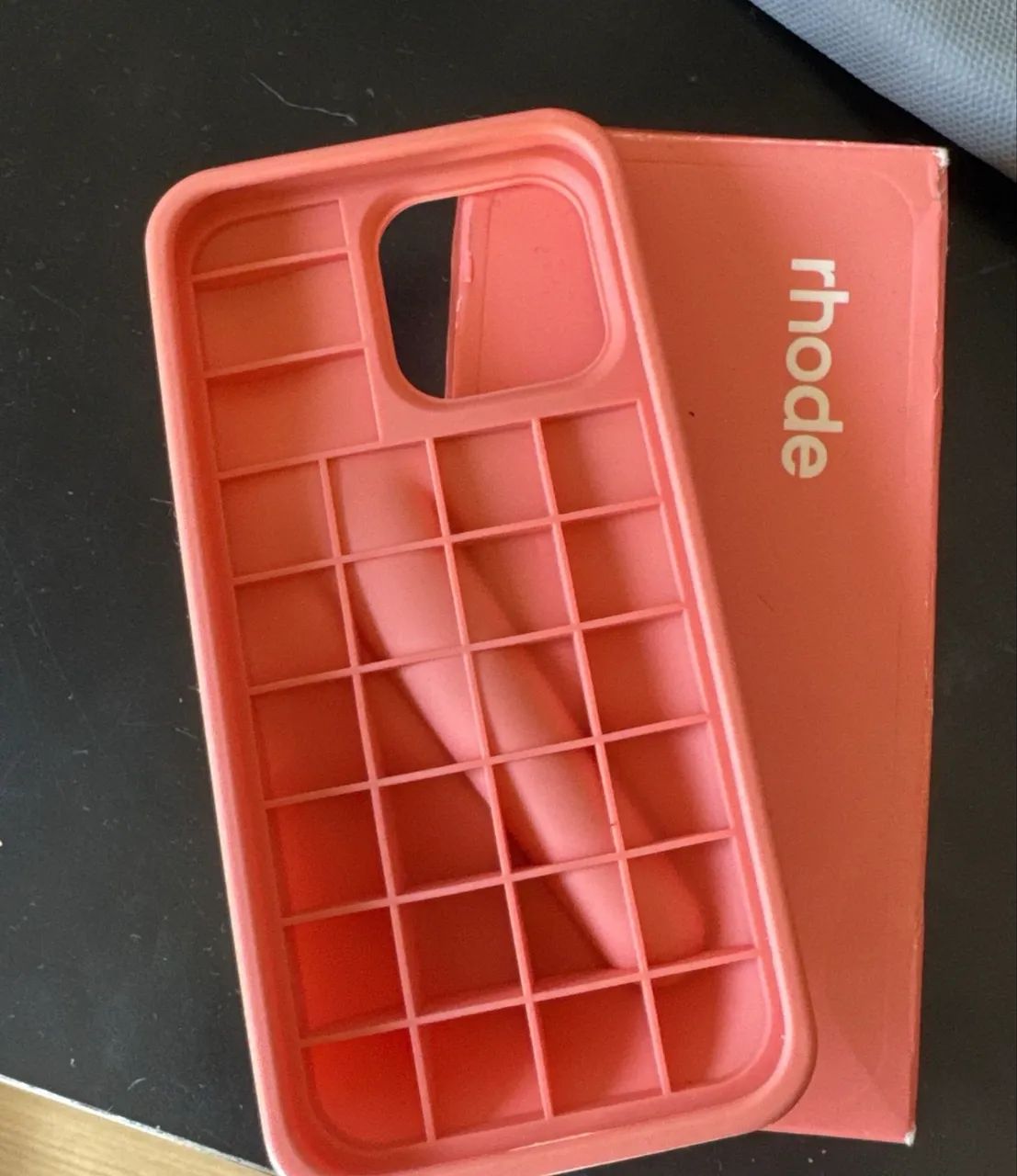 capinha original rhode hailey bieber rosa salmão  - Foto 3