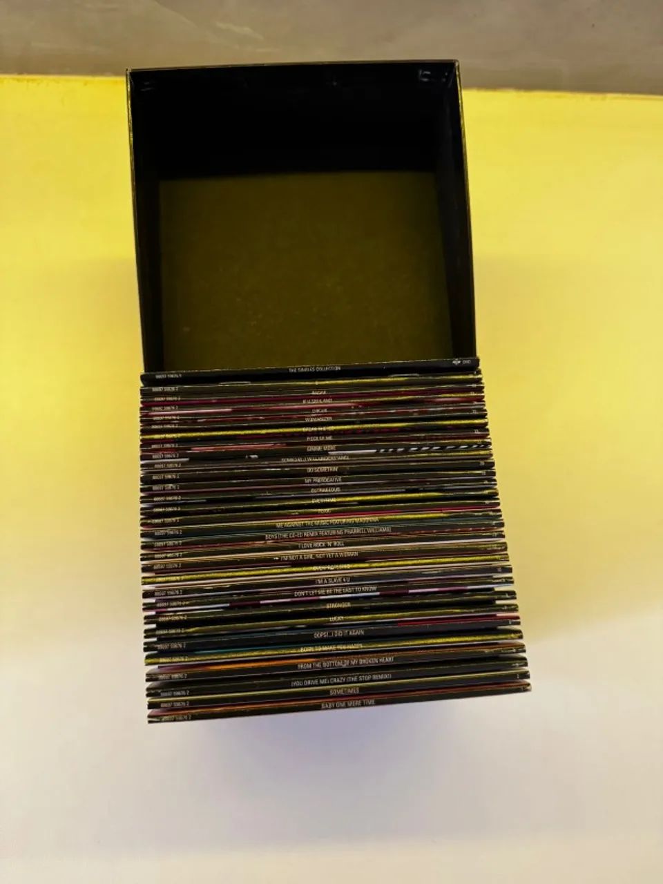 Britney Spears - Box The Singles Collection - Foto 3
