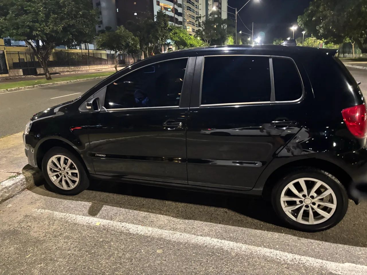 Volkswagen Fox 1.6 MI Total Flex 8V 5P 2014 - Foto 3