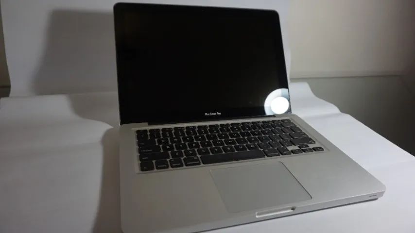 MacBook Pro 13" 2011 Core i5 A1278 completo com caixa - Foto 3