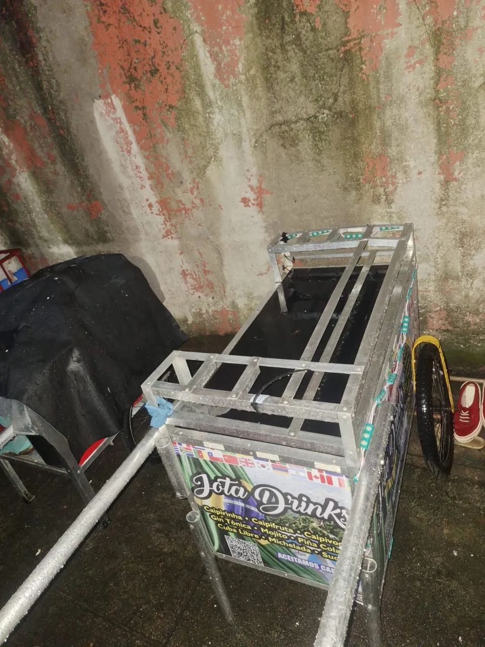 Carrocinha de caipirinha 