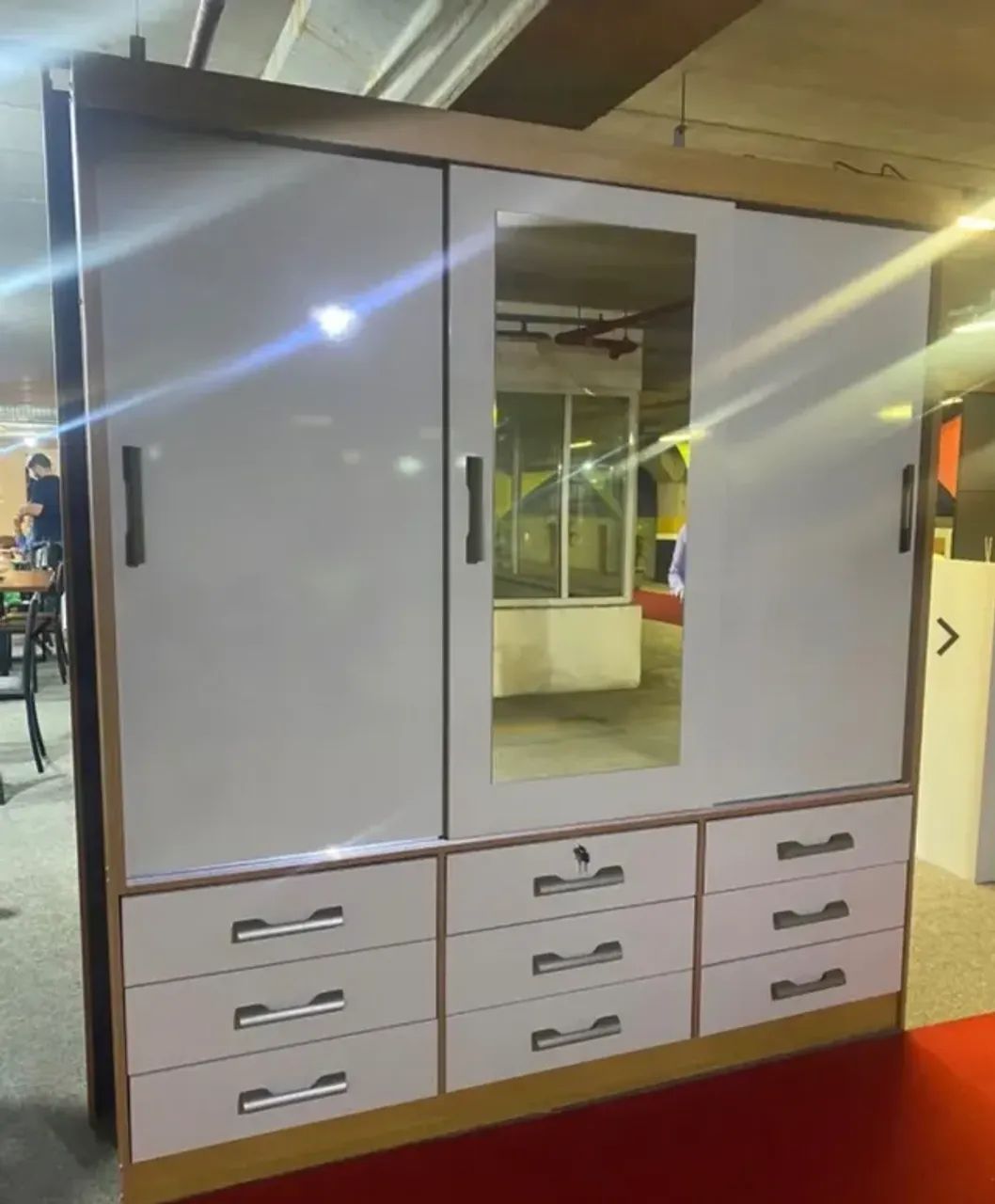 GUARDA ROUPA MERIDIAN 2,00M   MDF. PRONTA ENTREGA. - Foto 4