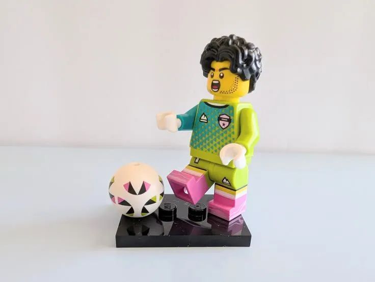 Goleiro lego minifigures series 29 - Foto 2