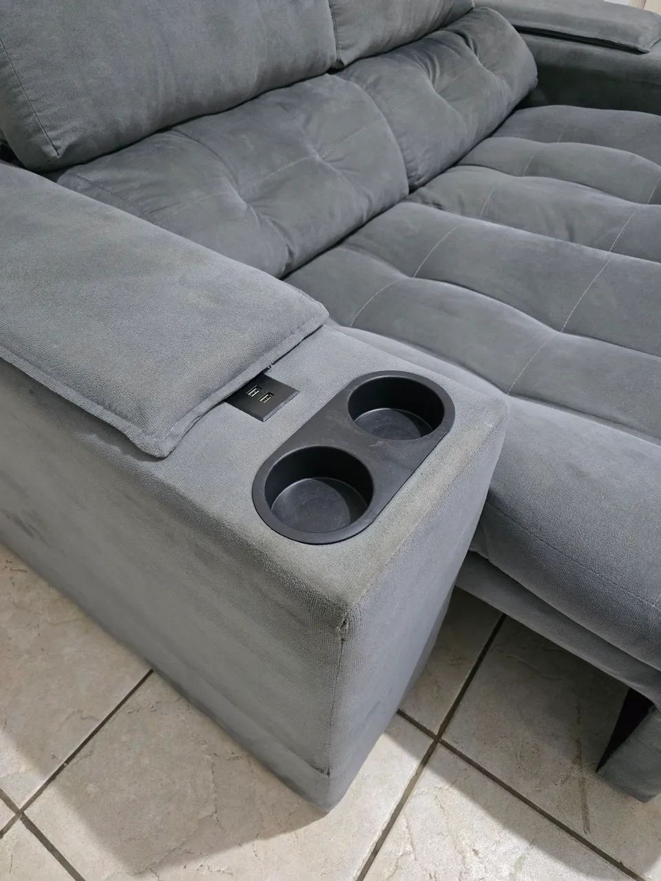 Retractable Sofa – Delivery Available469163558359552005