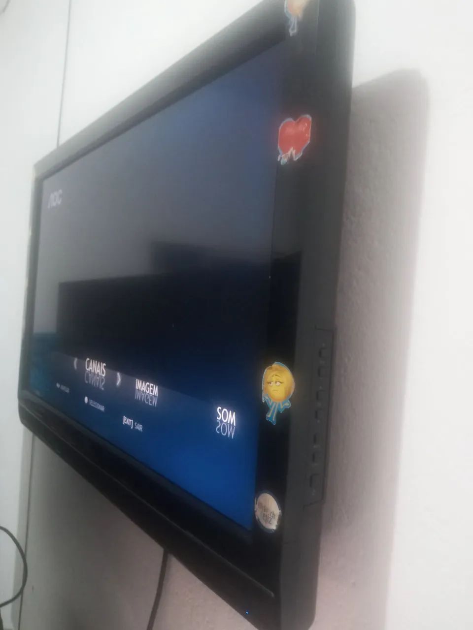 Vendo 1 Tv 32 polegadas de marca Aoc - Foto 2