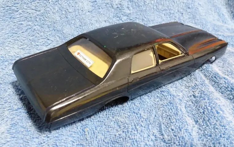 Miniatura Dodge Mônaco 78 - peças