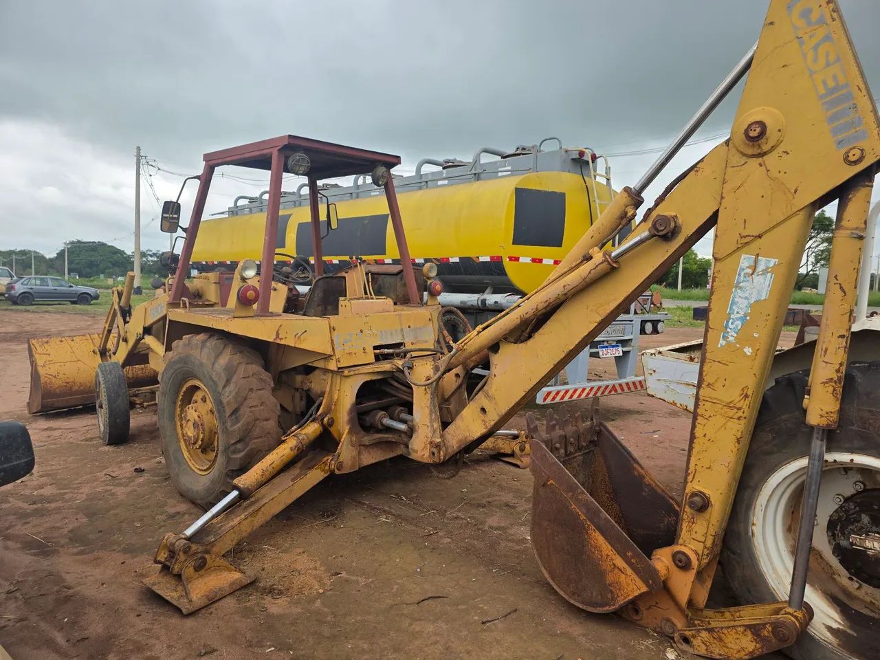 Retro escavadeira 580H - Foto 6