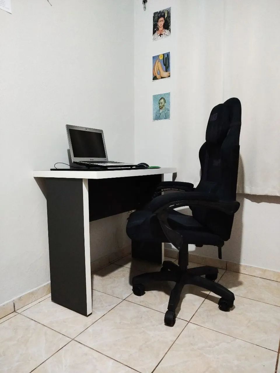 Mesa + cadeira gamer Pichau