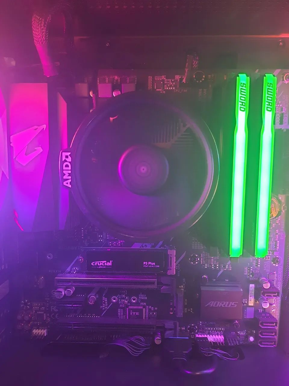 Gaming PC (READ)65690768876547121