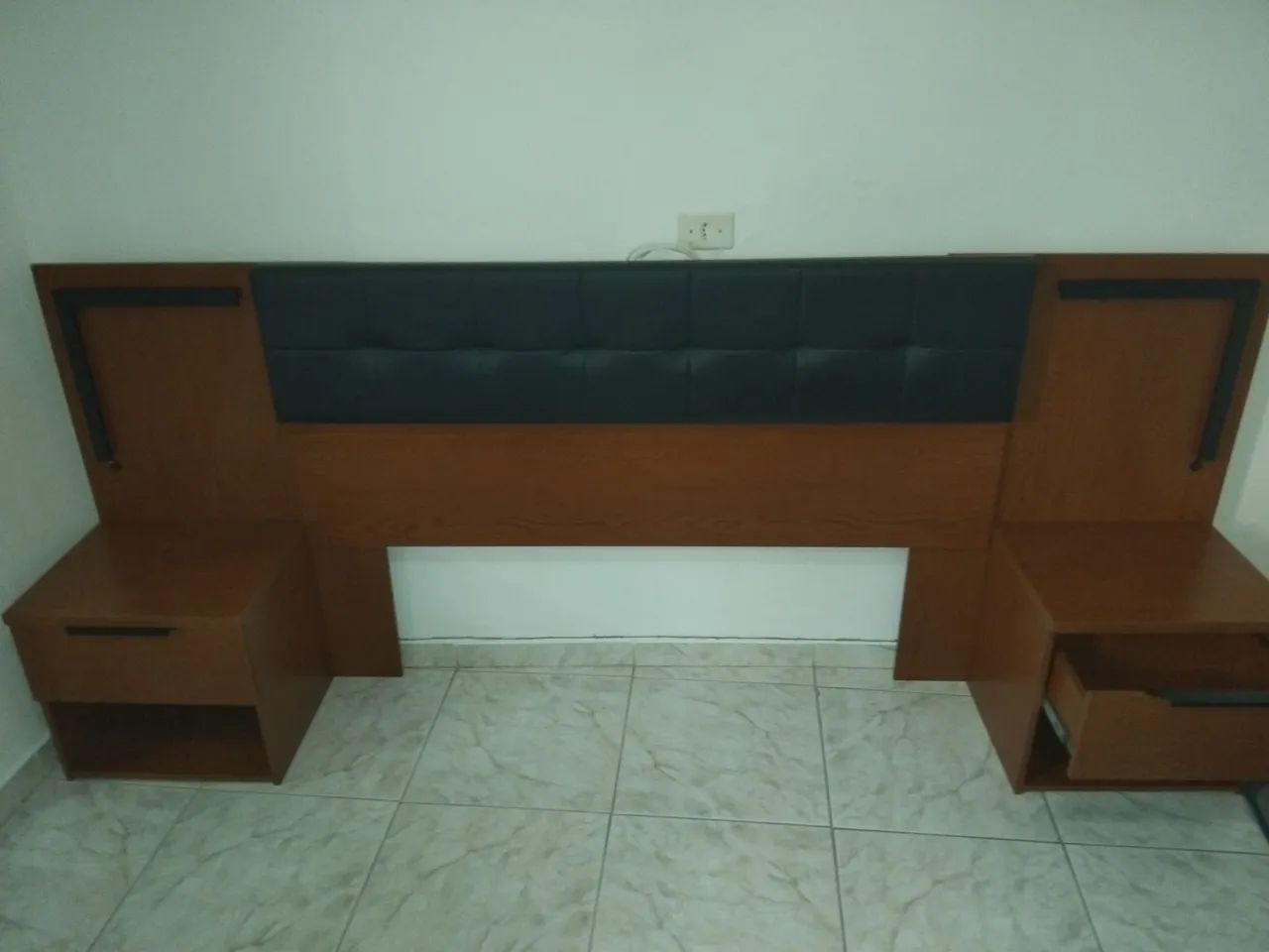 Cabeceira para cama Queen com criado mudos - Foto 2