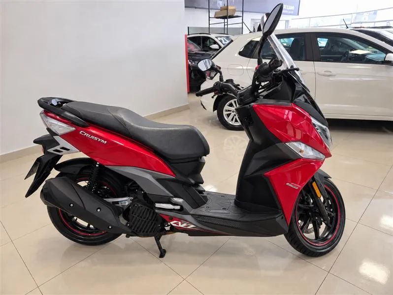 DAFRA CRUISYM 150  - Foto 4
