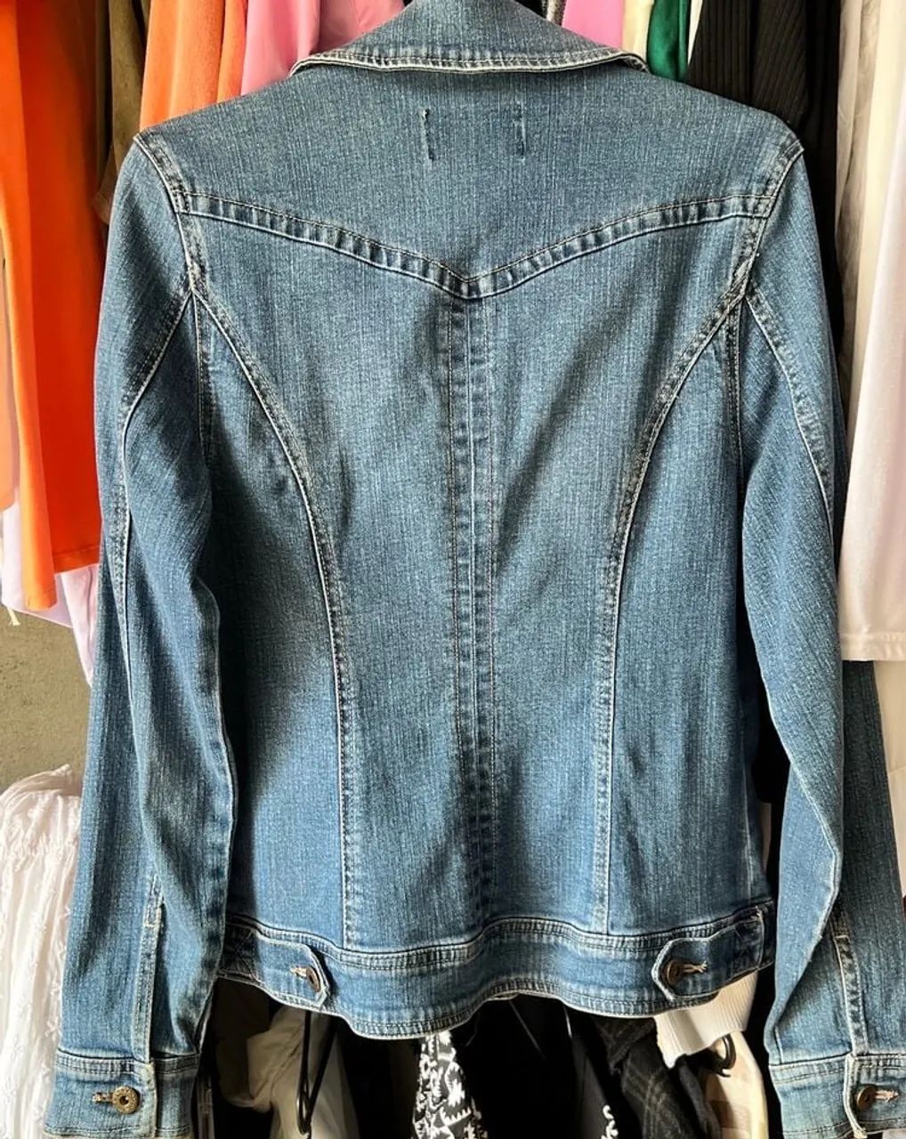 jaqueta jeans ami conversão de tamanho - Foto 4