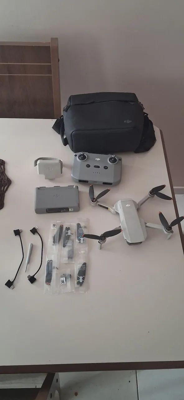 Drone dji mini 2 fly more combo