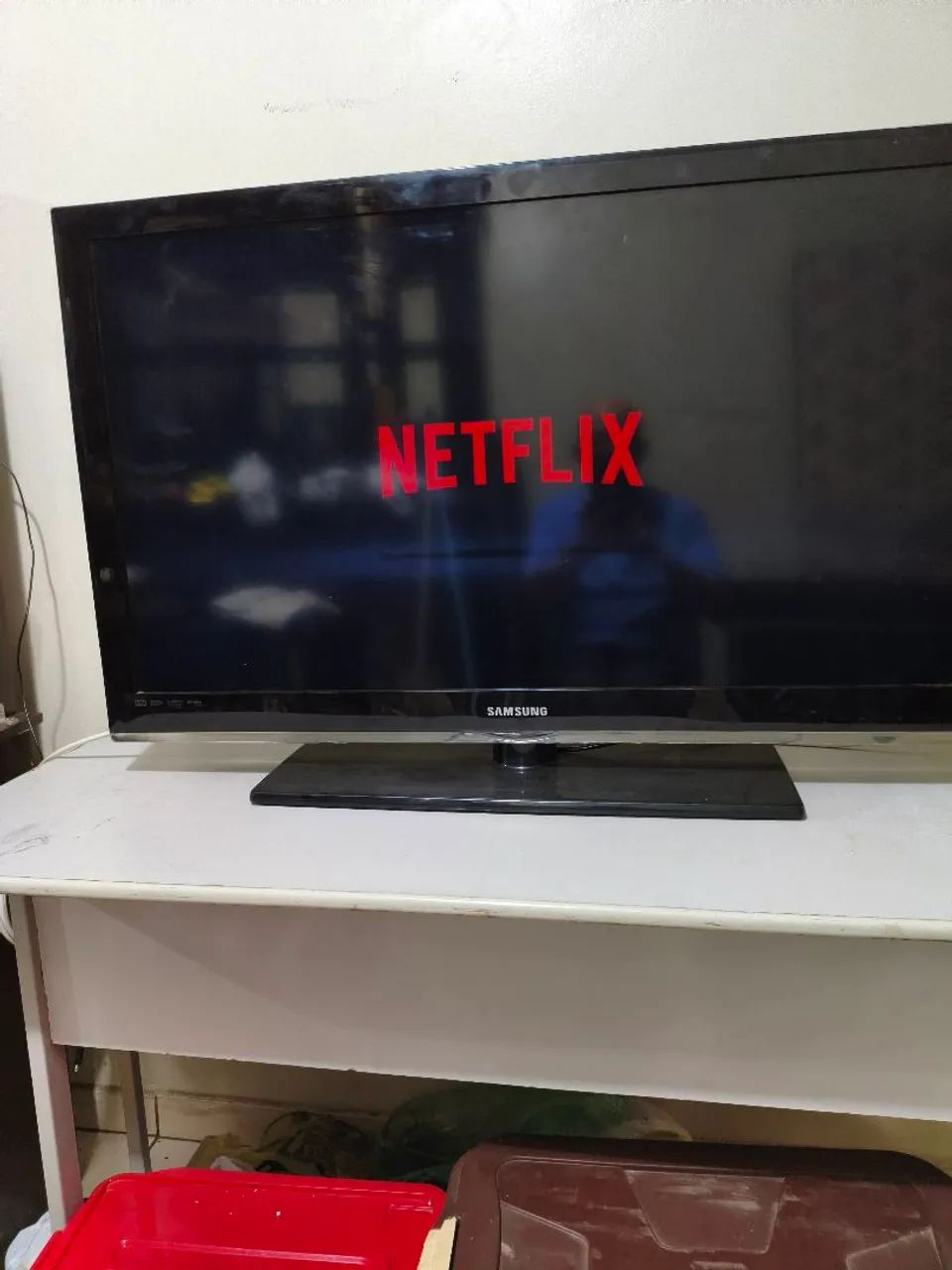 Vendo várias tvs smart de 32 a 50 polegadas com algumas não smart 