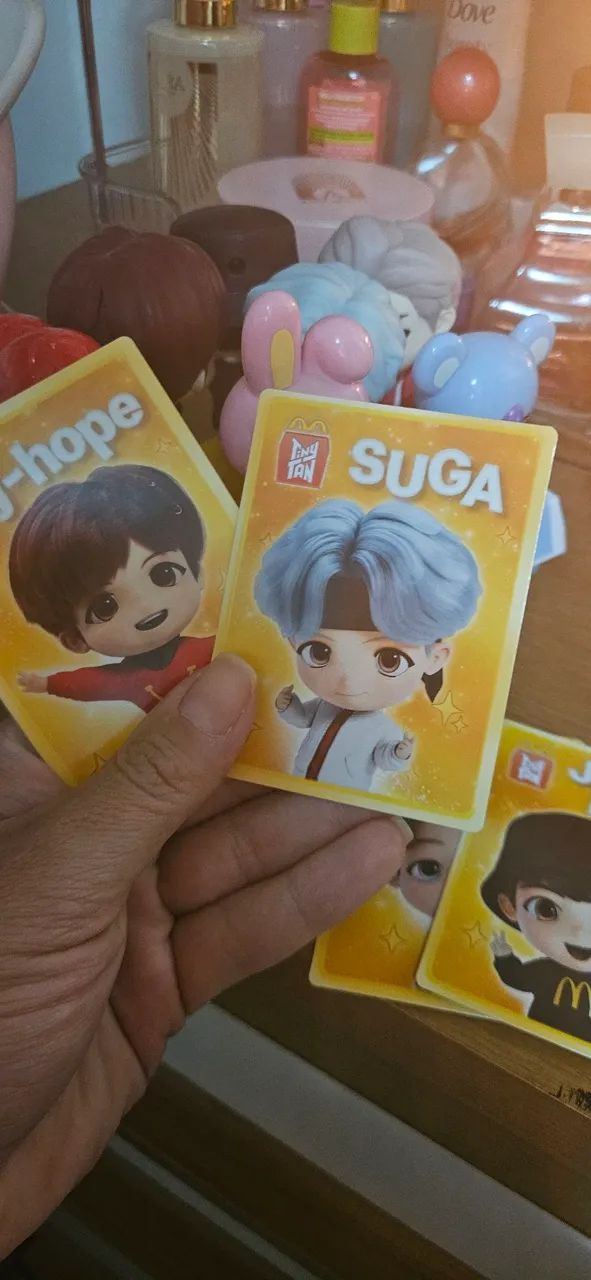 Tinytan BTS c/ cartinha - Suga - Foto 2