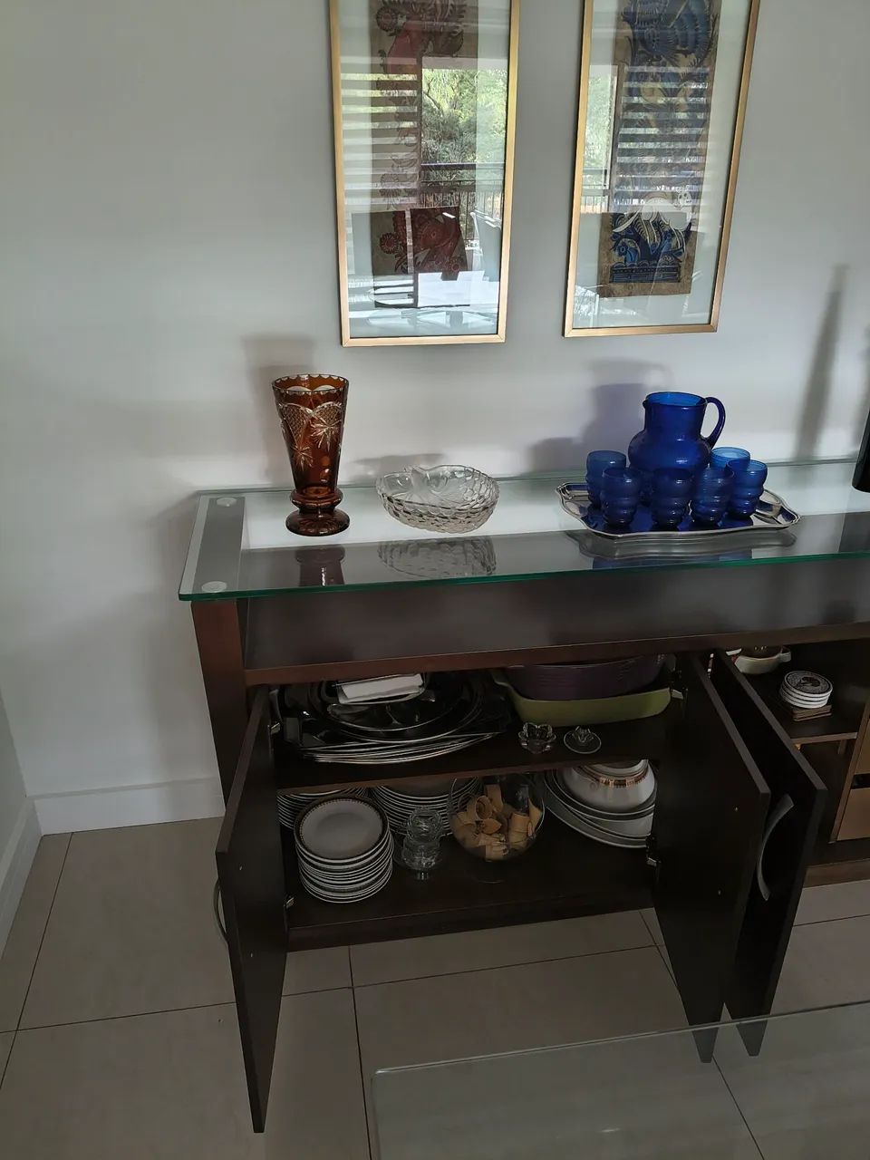 Mesa de jantar para10 lugares (sem cadeiras) e buffet. - Foto 5