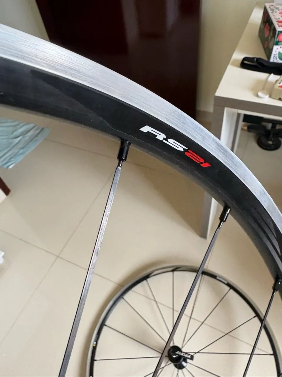 Rodas Shimano RS21 - Foto 4