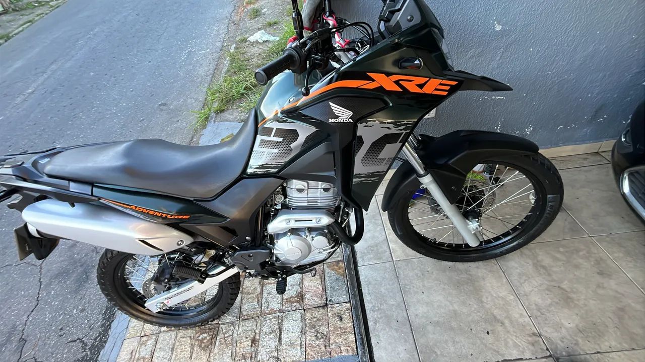  Xre 300 Adventure com ABS 