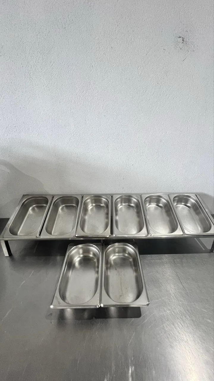 SUPORTE CONDIMENTADOR COM 8 CUBAS