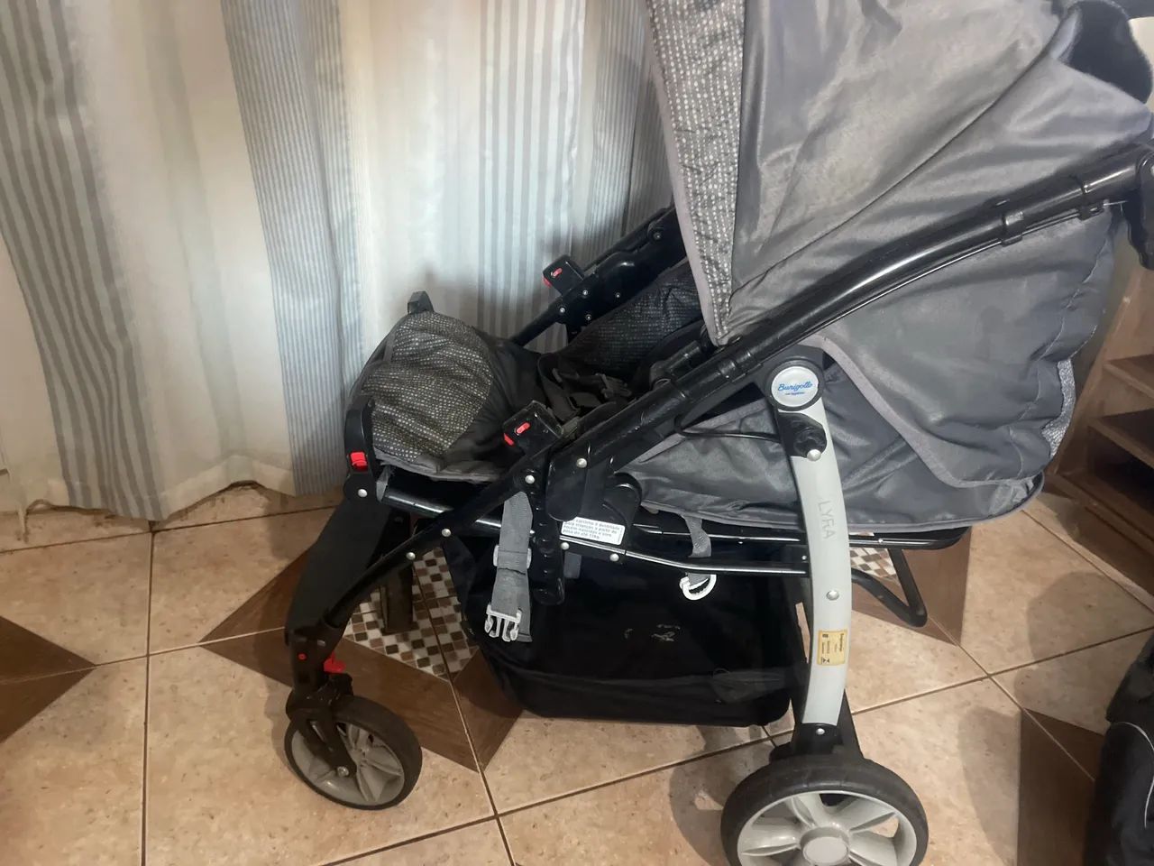 Carrinho de bebê  - Foto 2