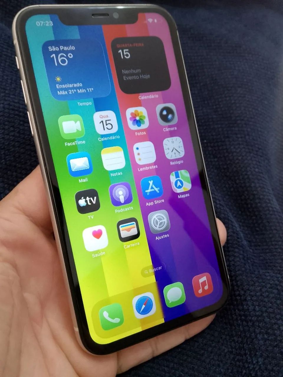 iPhone 11 