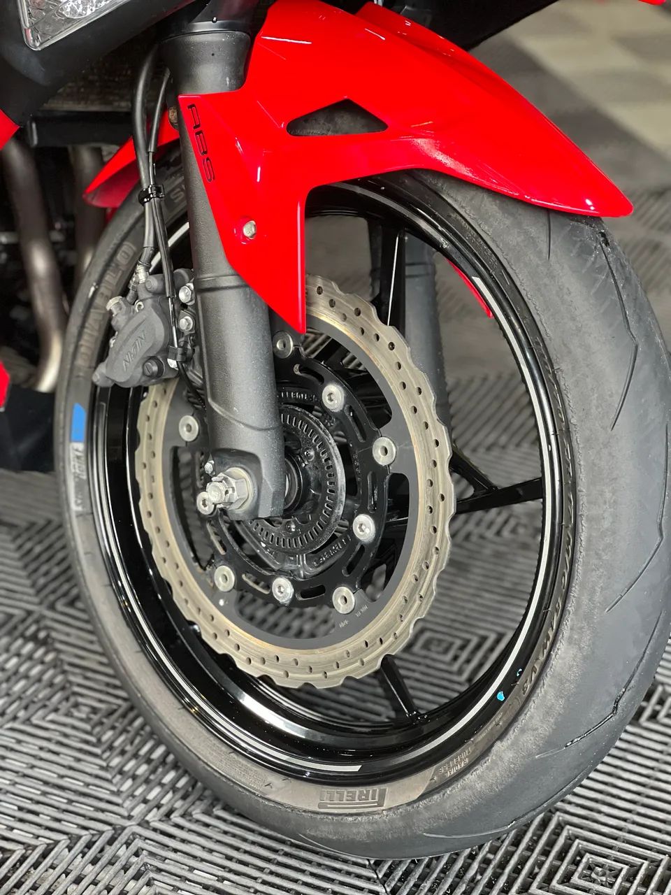 Kawasaki Ninja 400  - Foto 3