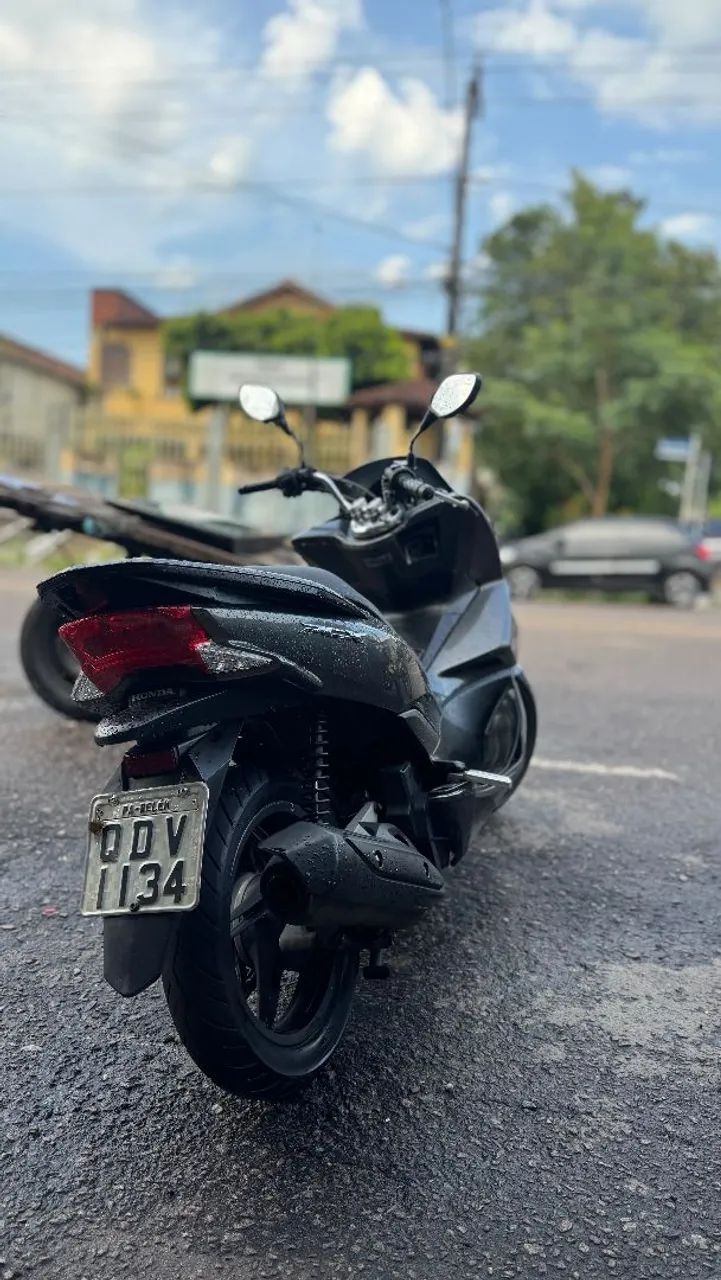 Vendo PCX 2017 toda em dia. - Foto 2