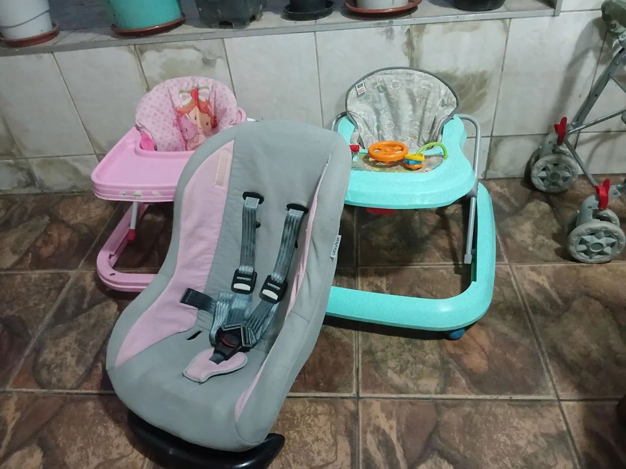Kit bebê super conservado urgente  - Foto 4