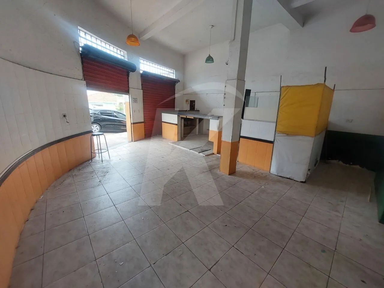 Salão comercial com 2 banheiros. - Foto 2