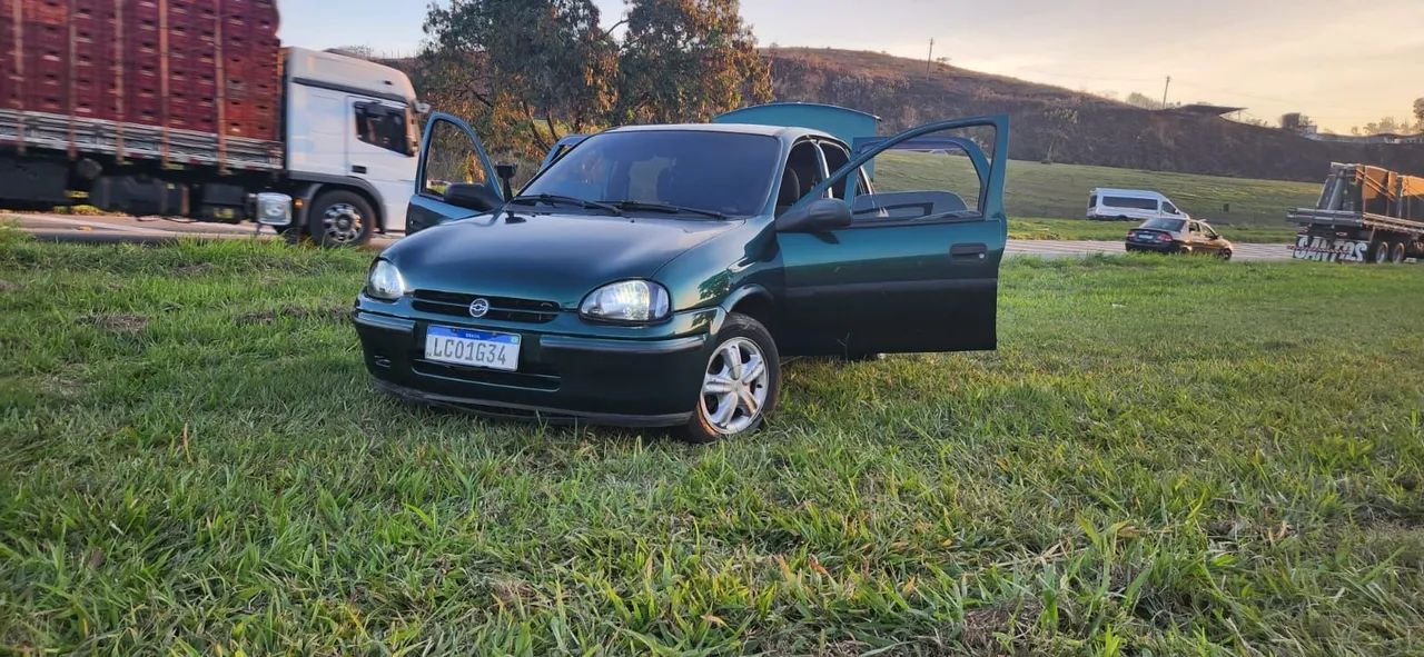 Chevrolet Corsa GL 1.6 MPFI / 1.4 EFI 2P E 4P 1999