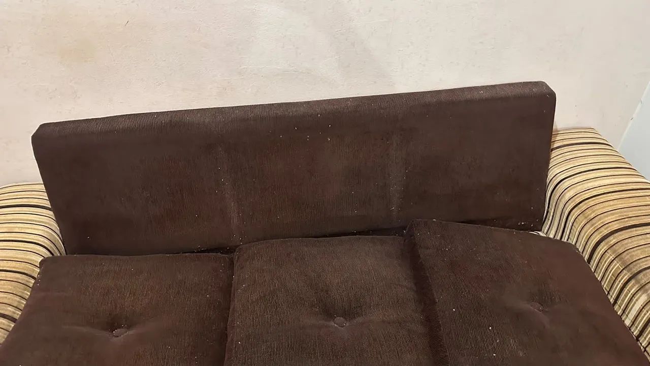 Vendo sofá de 2 e 3 lugares  - Foto 2