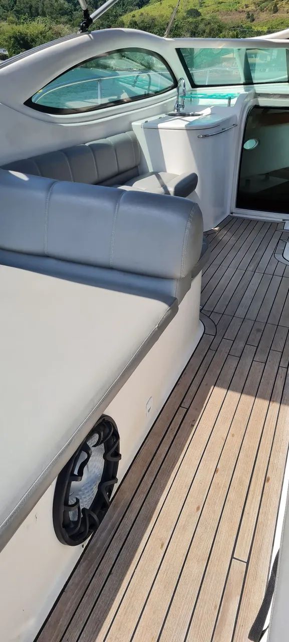 Real 31 Class 2 volvo D3 de 220 hp cada diesel - Foto 4