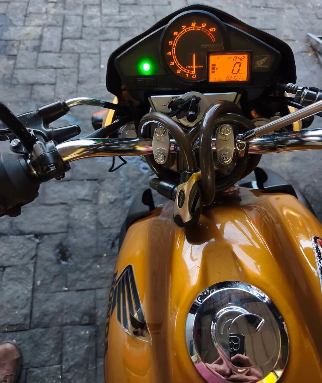 CB 300 Extra - Foto 2