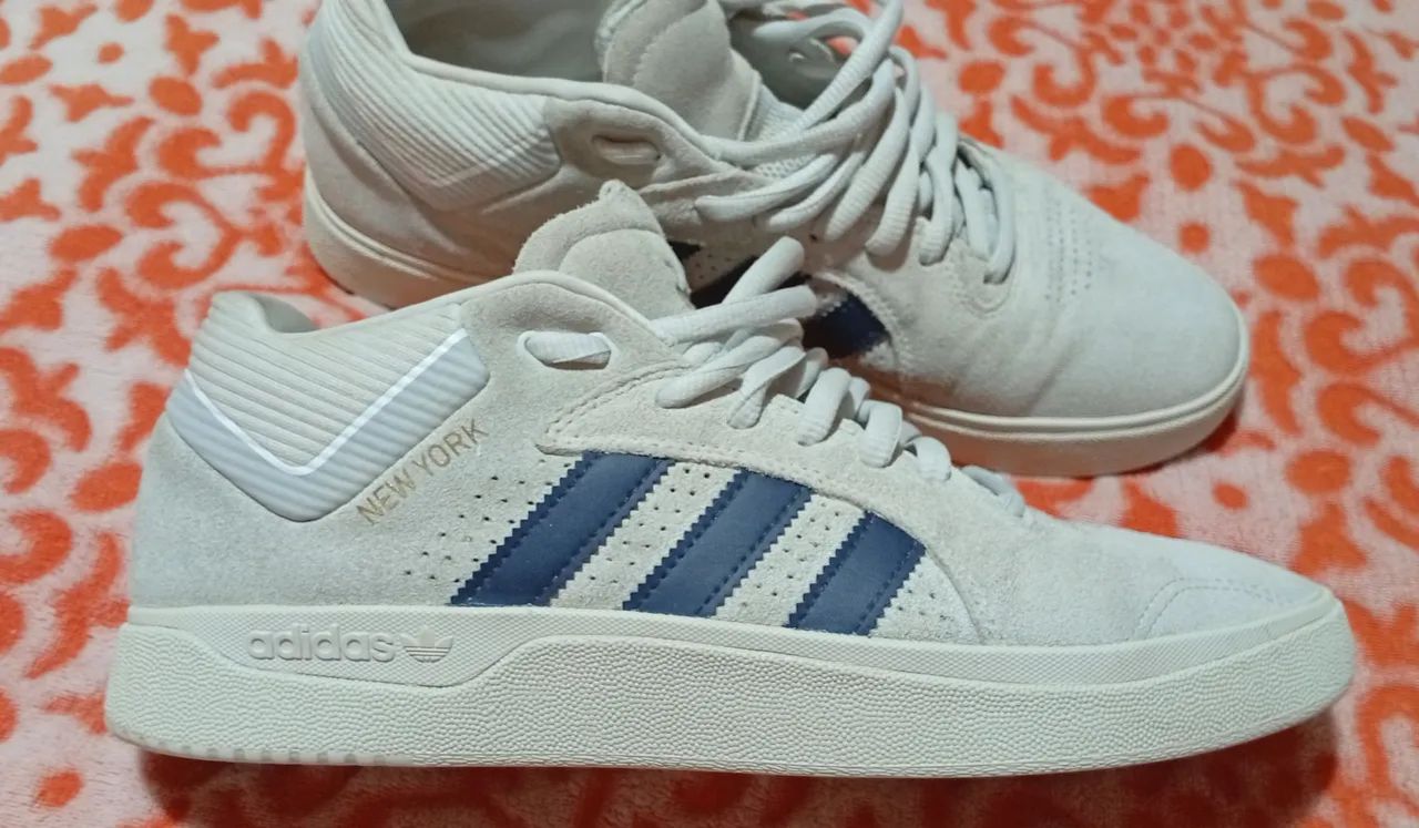 Tênis Adidas  - Foto 3