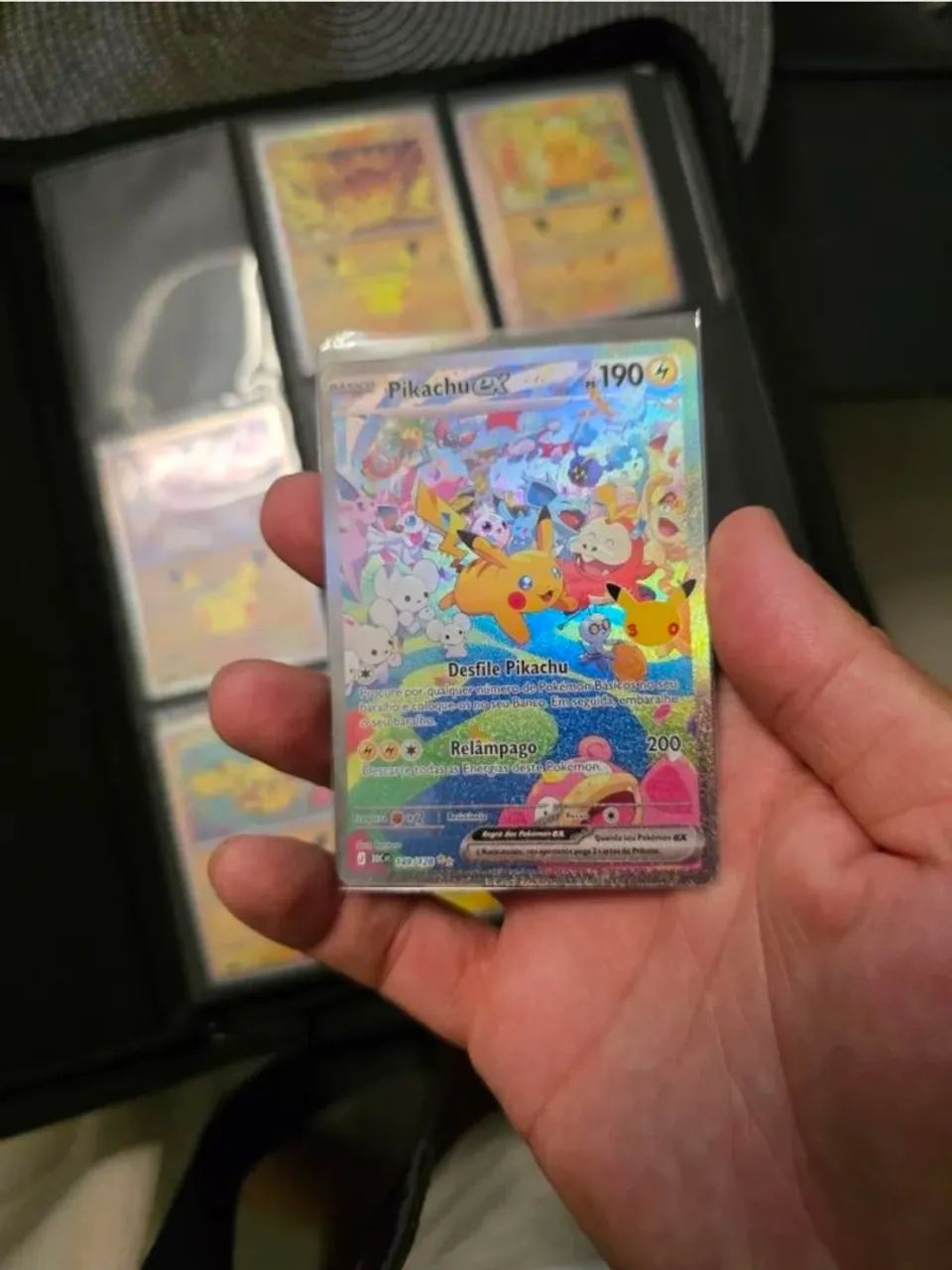 Pikachu ex 30 anos