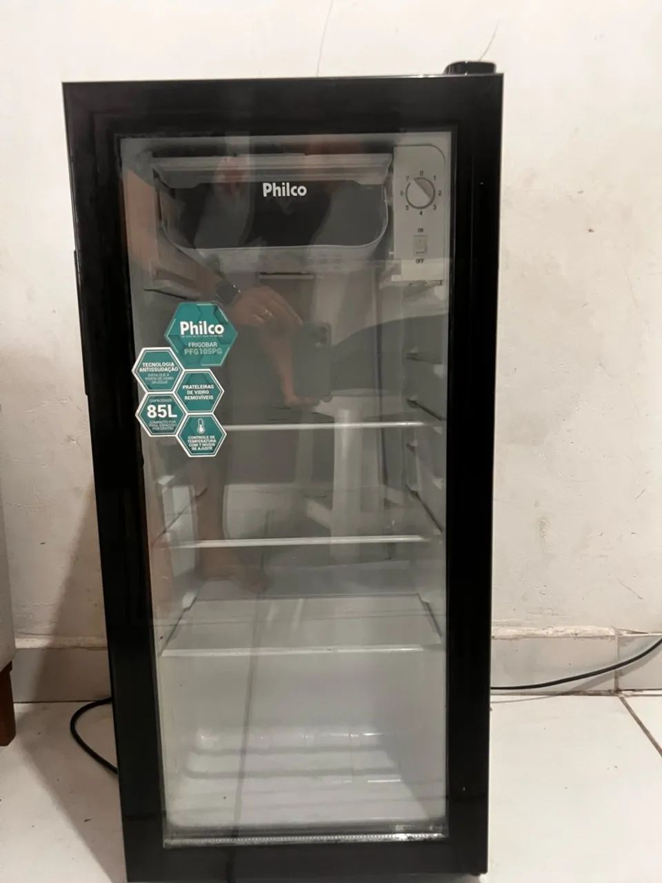 Frigobar Philco 85 L porta de vidro 