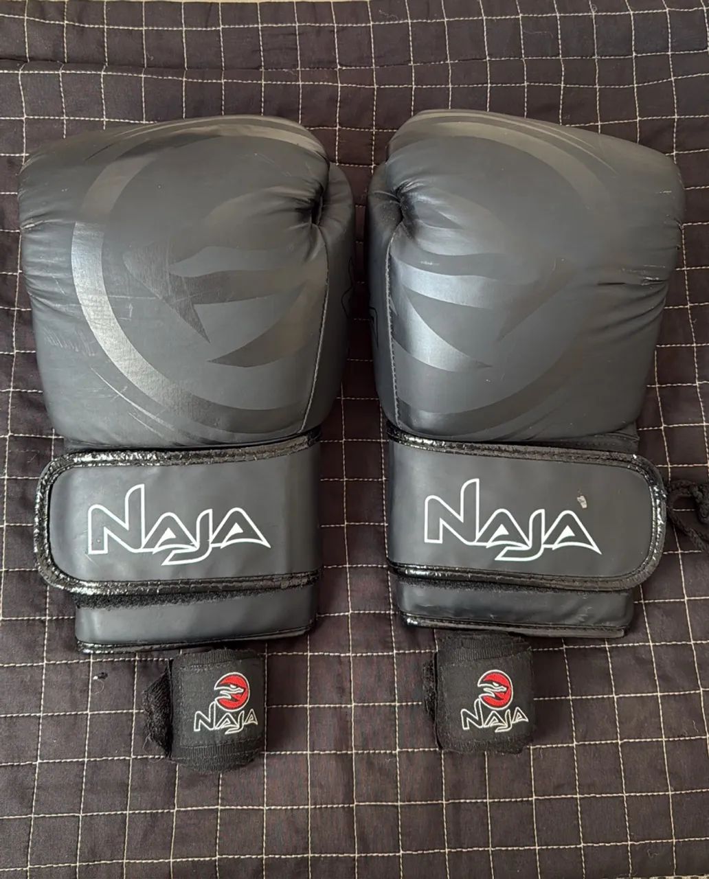 LUVA E BANDAGEM NAJA