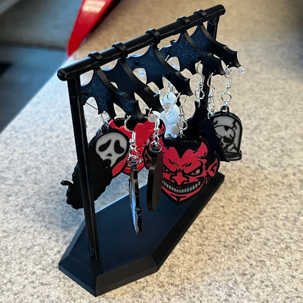 Suporte para Brincos Caixão com Morcego - Impresso em 3D - Foto 5