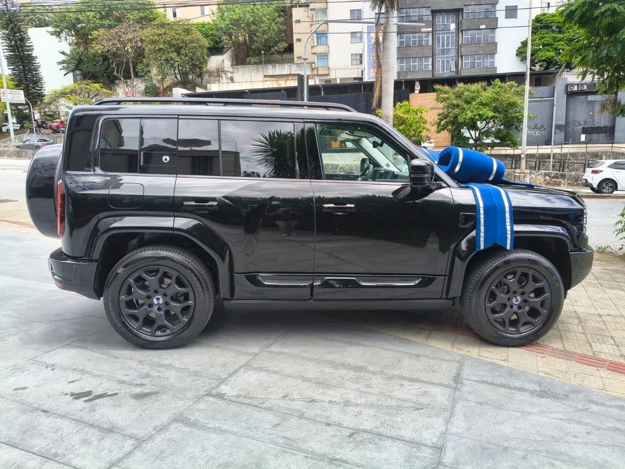 Denza B5 SUV híbrido plug-in, foto 11 de 20