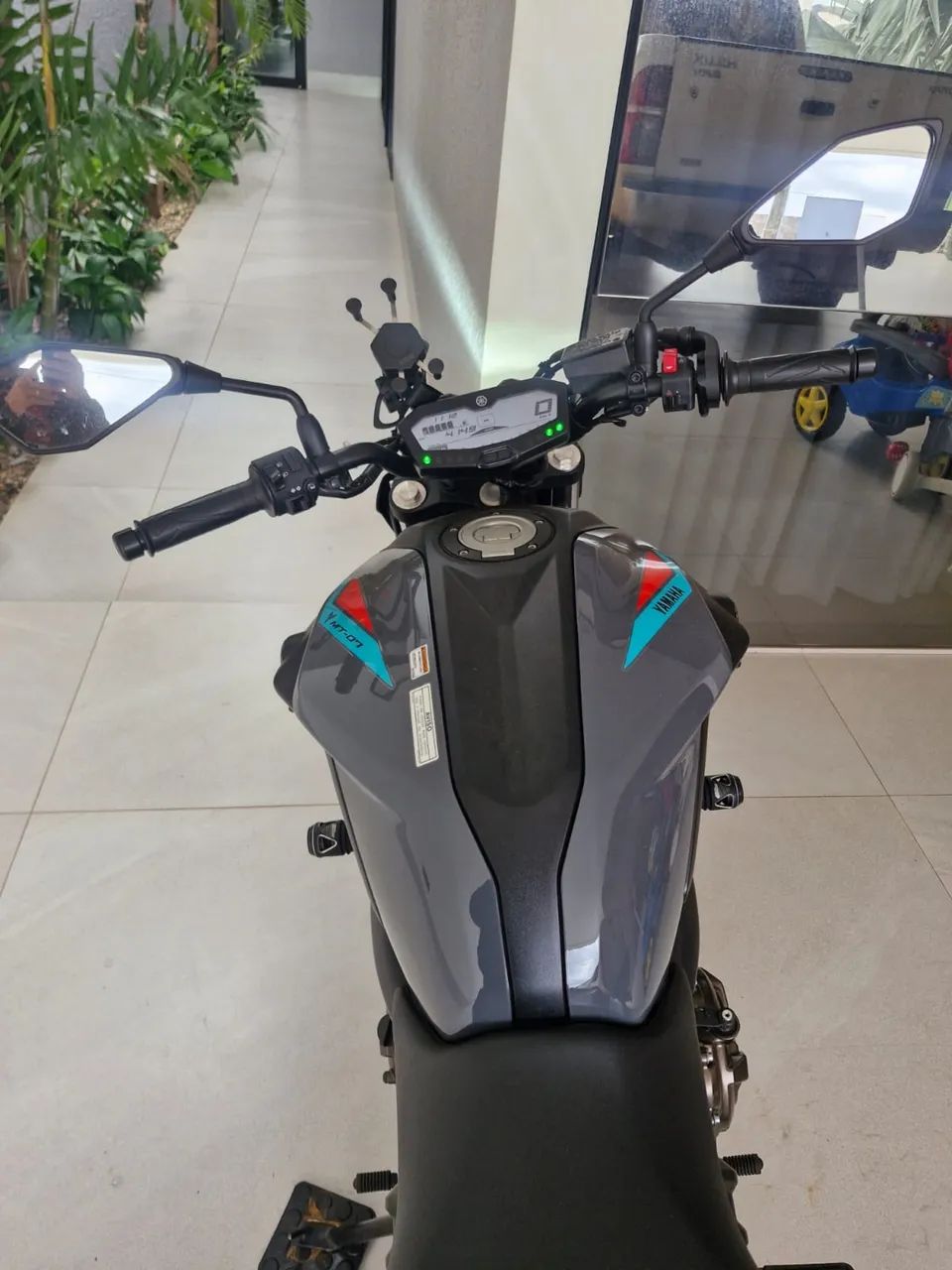 Yamaha MT07 2024 cinza - Foto 4