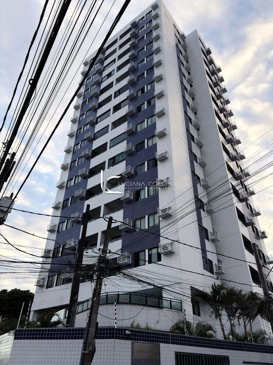 Apartamento para Alugar no Bairro Prado com 3 Quartos / 65 m²