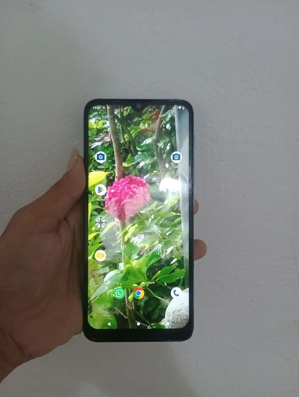 Moto g8 