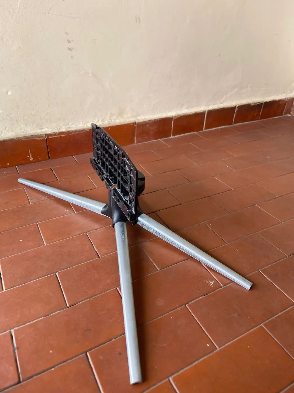 Base/Suporte de televisão 