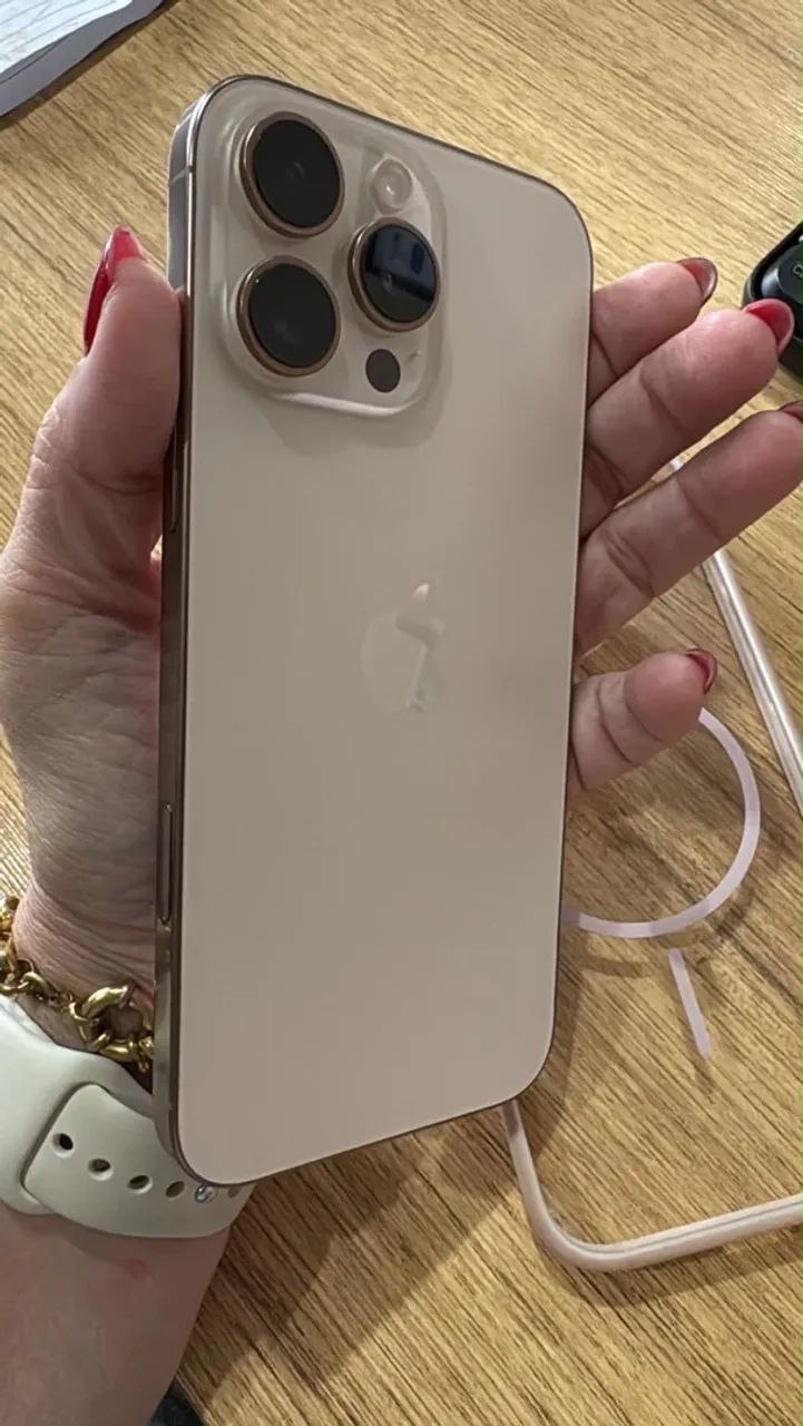 iPhone 16 Pro Max 256GB  - Foto 4