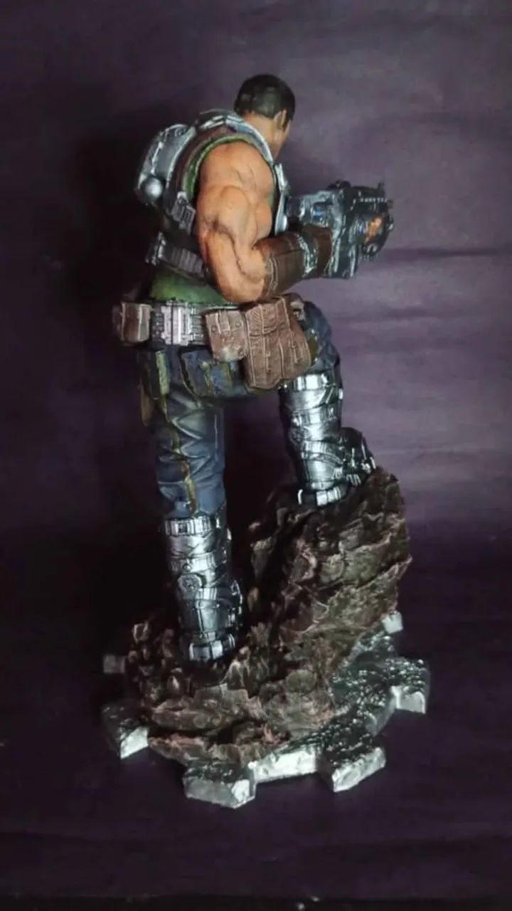 Marcus Fenix (Gears of War) - 30 cm - Foto 4