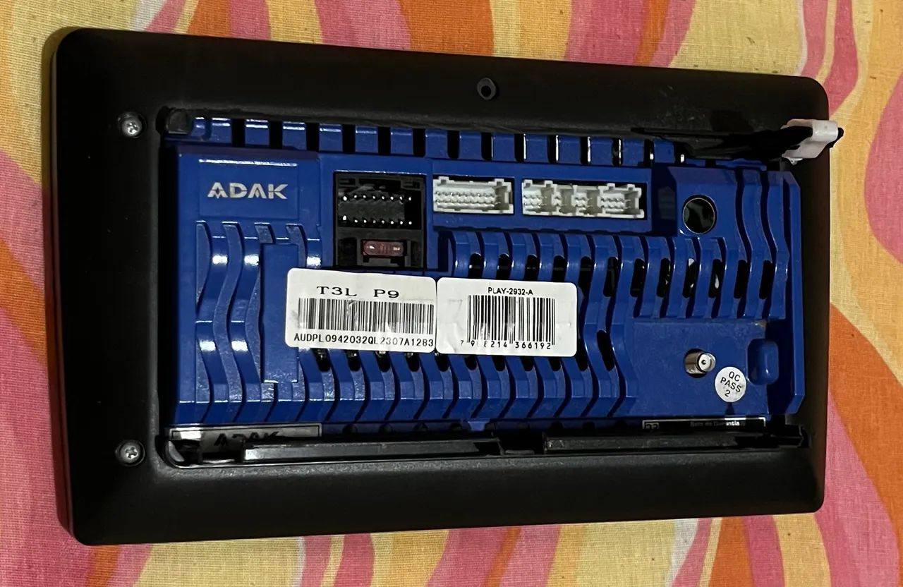 DESTAQUE!!! Multimídia automotiva ADAK 2932A - 09 polegadas - Usada, na caixa! - Foto 4